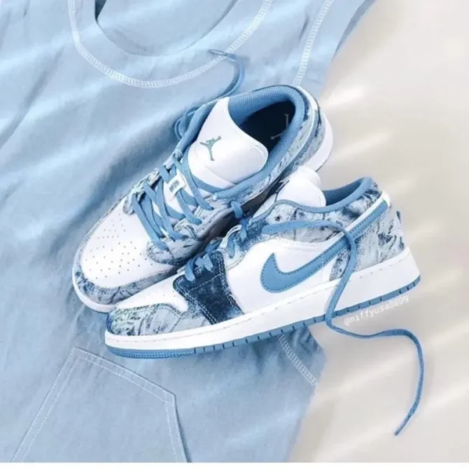 Air Jordan 1 Low Washed Denim