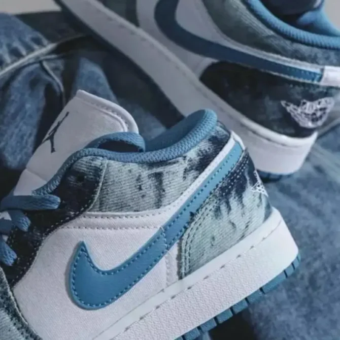 Air Jordan 1 Low Washed Denim