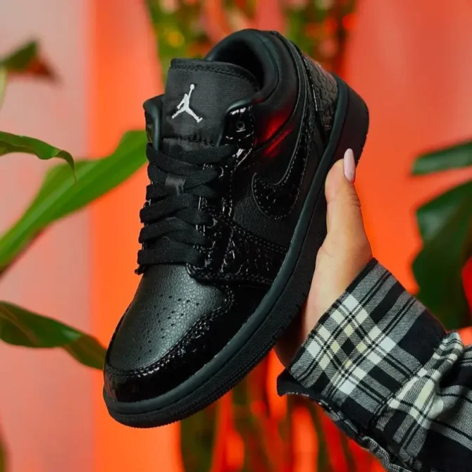 Air Jordan 1 Low