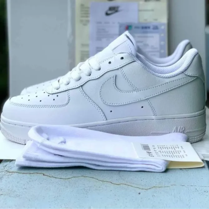 Nike Air Force 1